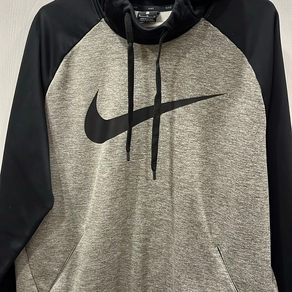 Nike Hoodie! - Picture 2 of 7